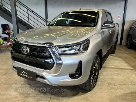 Toyota Hilux Caminhonete 2.8 16V SRX 4X4 TURBO DIESEL CABINE DUPLA 4 portas