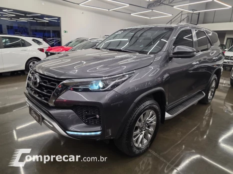 HILUX SW4 2.8 D-4d Turbo SRX 7L 4X4