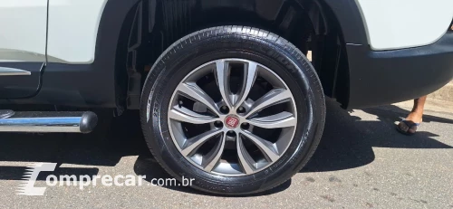 TORO 2.0 16V Turbo Volcano 4WD AT9