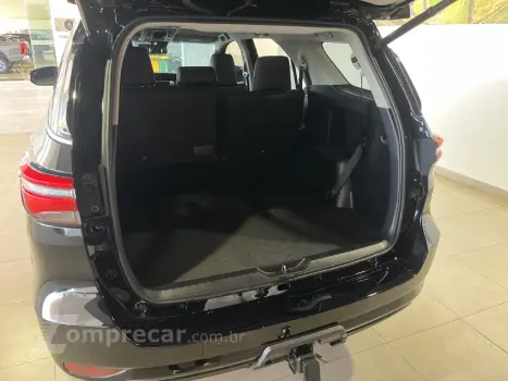 HILUX SW4 2.8 SRX 4X4 7 Lugares 16V Turbo Intercooler