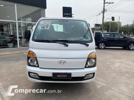 HYUNDAI CAMINHOES HR 2.5 LONGO SEM CAÇAMBA 4X2 16V 130CV TURBO INTE 2 portas