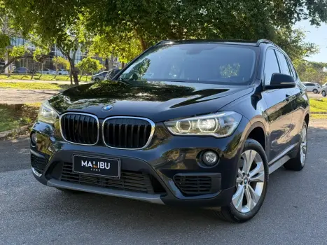 BMW X1 2.0 16V Turbo Activeflex Sdrive20i 4 portas