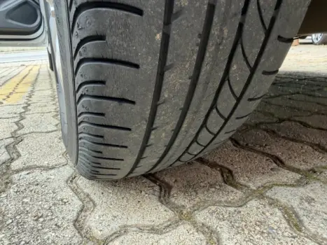 ONIX - 1.0 MPFI LT 8V 4P MANUAL