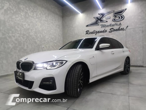 BMW 330e M Sport 2.0 Turbo Híbrido Aut. 4 portas