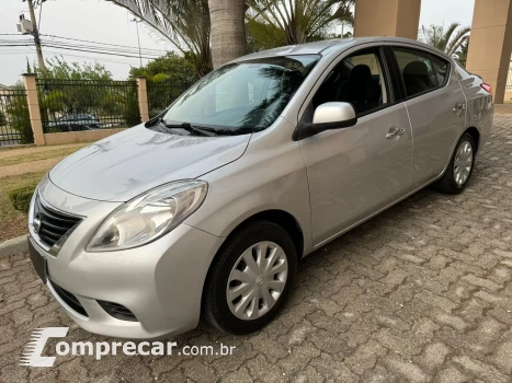 NISSAN VERSA 1.6 16V SV 4 portas