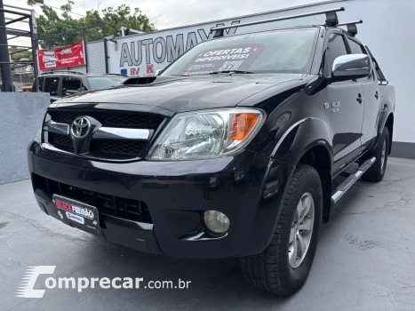 Toyota HILUX 3.0 SRV 4X4 CD 16V Turbo 4 portas