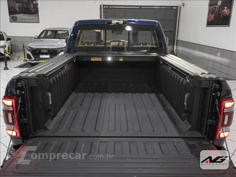 2500 6.7 I6 Turbo Laramie CD 4X4