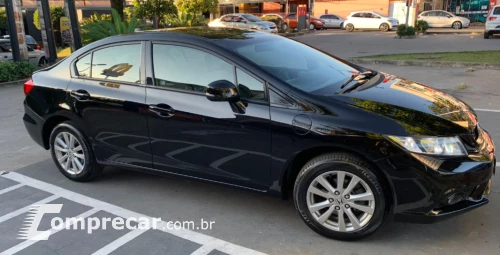 Honda CIVIC 1.8 LXS 16V 4 portas