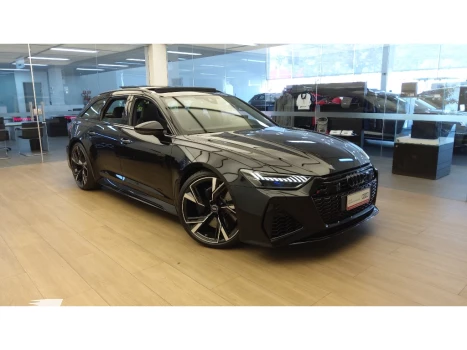 Audi RS6 4.0 AVANT V8 TWINTURBO MHEV TIPTRONIC 4 portas