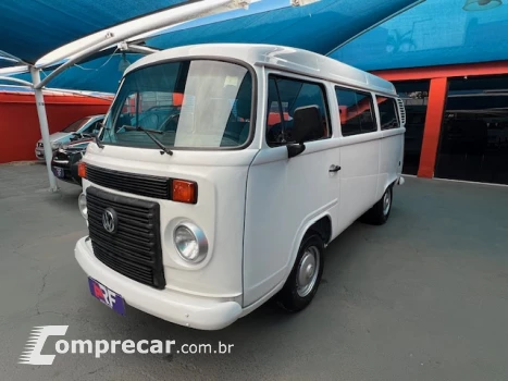 Kombi 1.4 FLEX STD 9 LUGARES