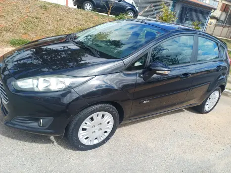 FORD FIESTA 1.6 SE Hatch 16V 4 portas