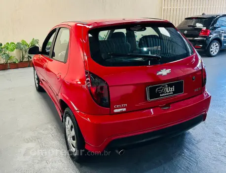 CELTA 1.0 MPFI LT 8V