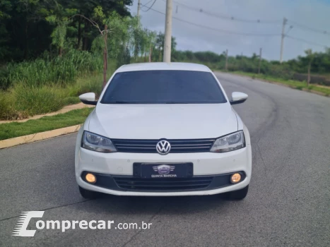 Jetta 2.0 Comfortline Tiptronic (Flex)