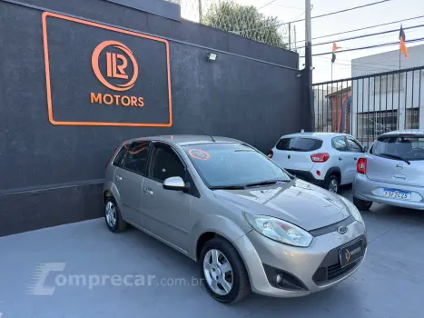 FIESTA 1.6 MPI Class Hatch 8V