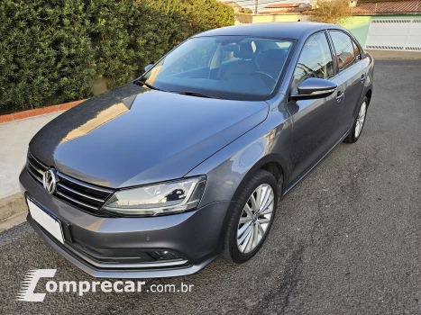 Volkswagen JETTA 1.4 16V TSI Comfortline 4 portas