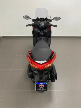 YAMAHA XMAX ABS