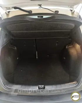 Kicks 1.6 16V 4P FLEX SV X-TRONIC AUTOMÁTICO CVT