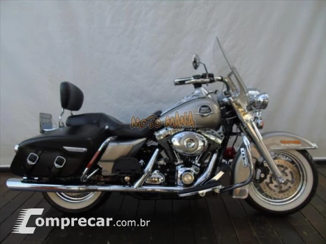 HARLEY-DAVIDSON ROAD KING CLASSIC