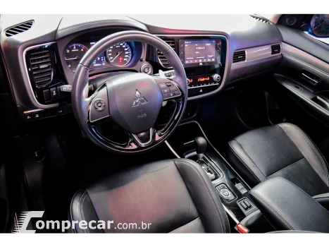 OUTLANDER 2.2 MIVEC DI-D DIESEL HPE-S AWD AUTOMÁTICO