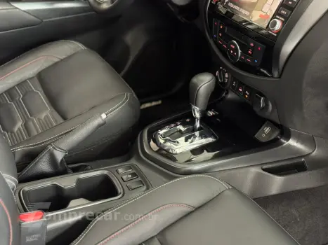 Frontier 2.3 16V PRO4X CABINE DUPLA 4X4 BI-TURBO DIESEL AUTO