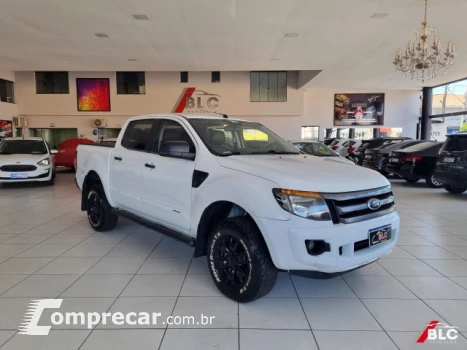 FORD RANGER - 3.2 XLS 4X4 CD 20V 4P AUTOMÁTICO 4 portas