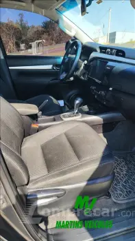 HILUX 2.8 D-4D TURBO DIESEL CD SR 4X4 AUTOMÁTICO