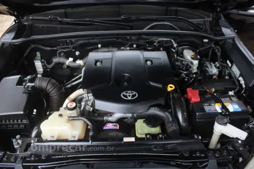 Hilux Caminhonete 2.8 16V SRV 4X4 DIESEL CABINE DUPLA AUTOMÁ