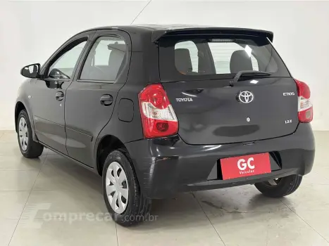 ETIOS 1.3 X 16V FLEX 4P MANUAL