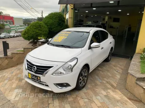 NISSAN Versa SL 1.6 FLEX 4 portas