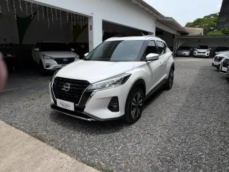 NISSAN KICKS 1.6 16vstart Advance 4 portas