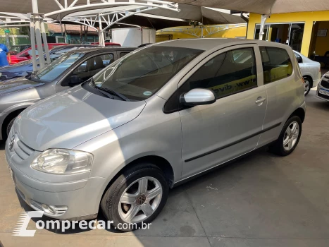 Volkswagen FOX 1.6 MI 8V 2 portas