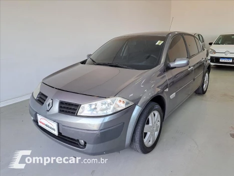 Renault MÉGANE 2.0 DYNAMIQUE SEDAN 16V GASOLINA 4P AUTOMÁ 4 portas