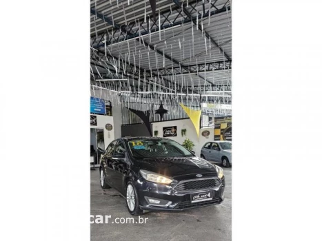 FOCUS SEDAN - 2.0 SE 16V 4P POWERSHIFT