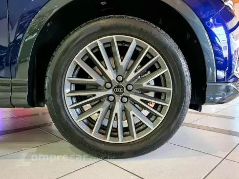 Q3 PERFORMANCE 2.0 TFSI QUATTRO