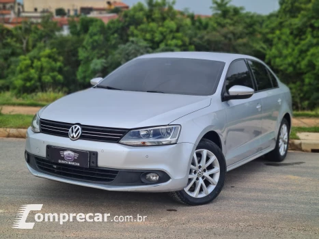 Volkswagen JETTA 2.0 Comfortline 4 portas