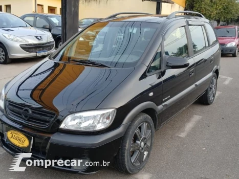 CHEVROLET ZAFIRA - 2.0 MPFI ELEGANCE 8V 4P AUTOMÁTICO 4 portas