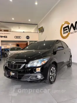 CHEVROLET ONIX HATCH LTZ 1.4 8V FlexPower 5p Mec. 4 portas