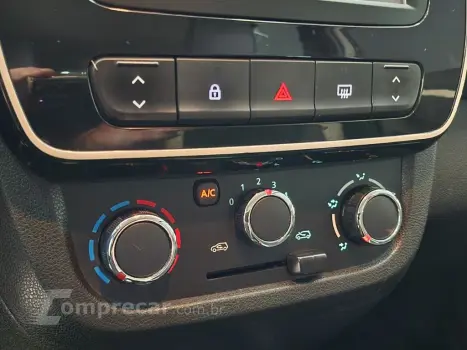 KWID Intense 1.0 Flex 12V 5p Mec.