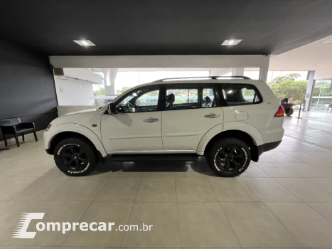 PAJERO DAKAR 3.5 HPE 7 Lugares 4X4 V6 24V