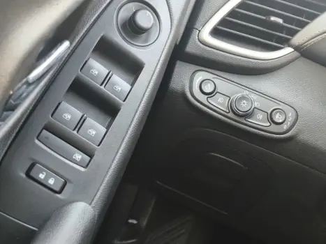 TRACKER - 1.4 16V TURBO LT AUTOMÁTICO