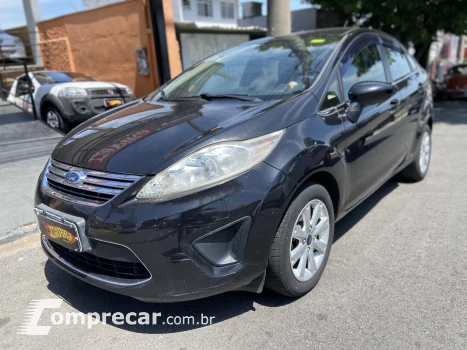 FORD FIESTA 1.6 SE Sedan 16V 4 portas