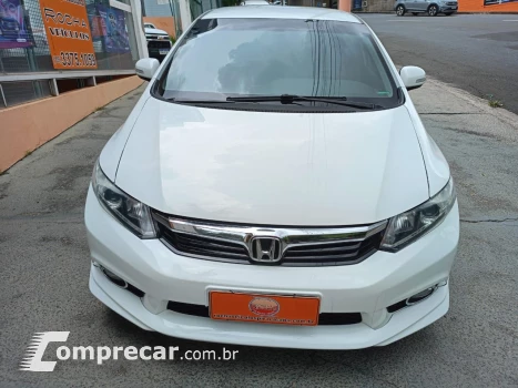 Civic 2.0 16V 4P LXR