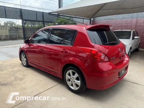 Tiida Hatch 1.8 16V 4P SL FLEX AUTOMÁTICO