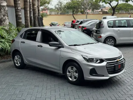CHEVROLET ONIX 1.0 4 portas