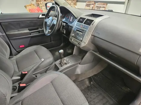 POLO SEDAN 1.6 MI Comfortline 8V