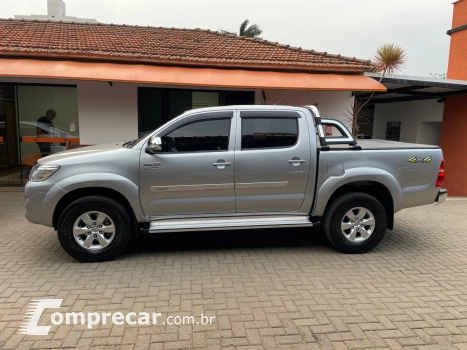 Hilux Caminhonete 2.7 16V 4P SRV FLEX 4X4  CABINE DUPLA AUTO