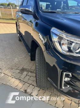 HILUX 2.8 SRX 4X4 CD 16V