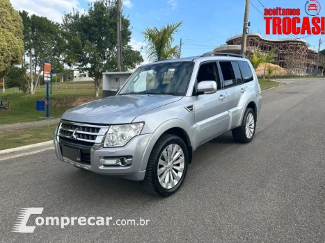 Mitsubishi PAJERO FULL 3.2 HPE 4X4 16V TURBO INTERCOOLER DIESEL 4P AUTO 4 portas