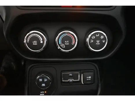 RENEGADE - 2.0 16V TURBO SPORT 4P 4X4 AUTOMÁTICO