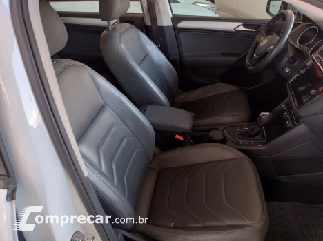 Tiguan Allspace 1.4 16V 4P TSI 250 FLEX TURBO AUTOMÁTICO